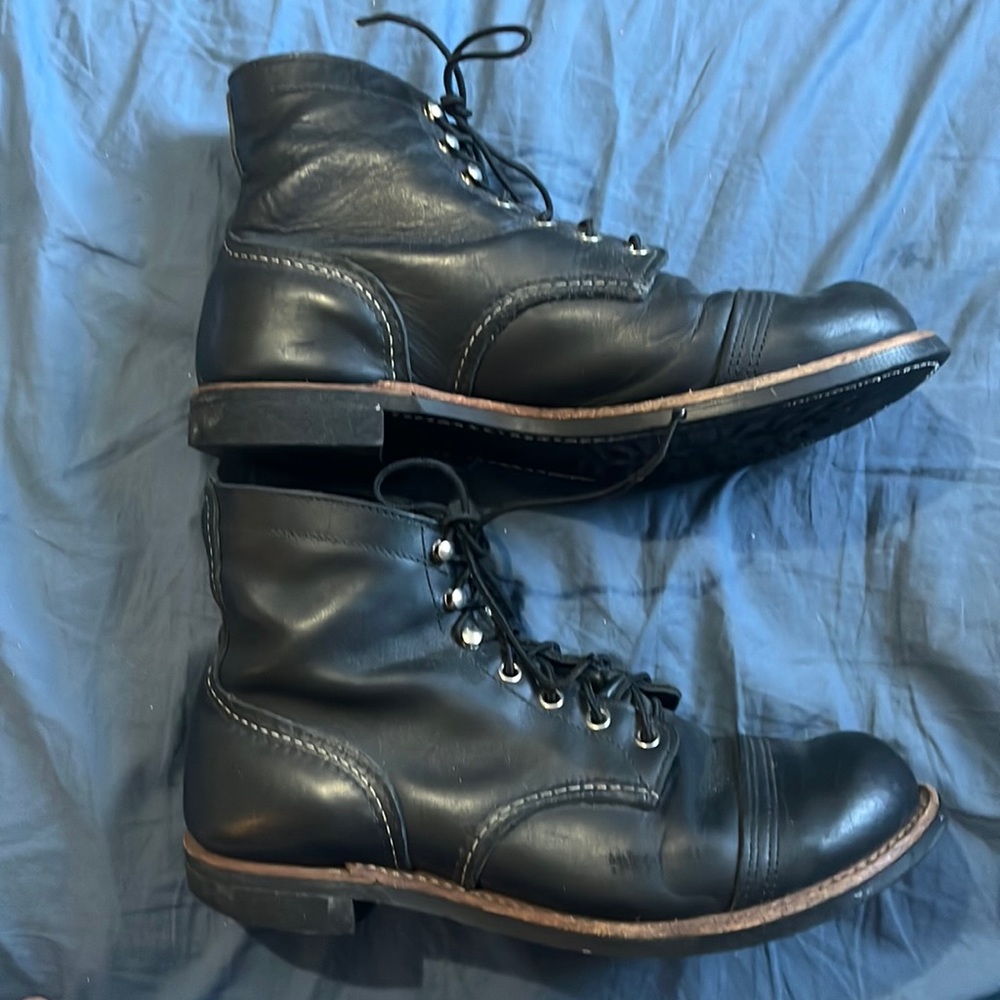RED WING HERITAGE Iron Rangers 8084 black harness great condition 10D